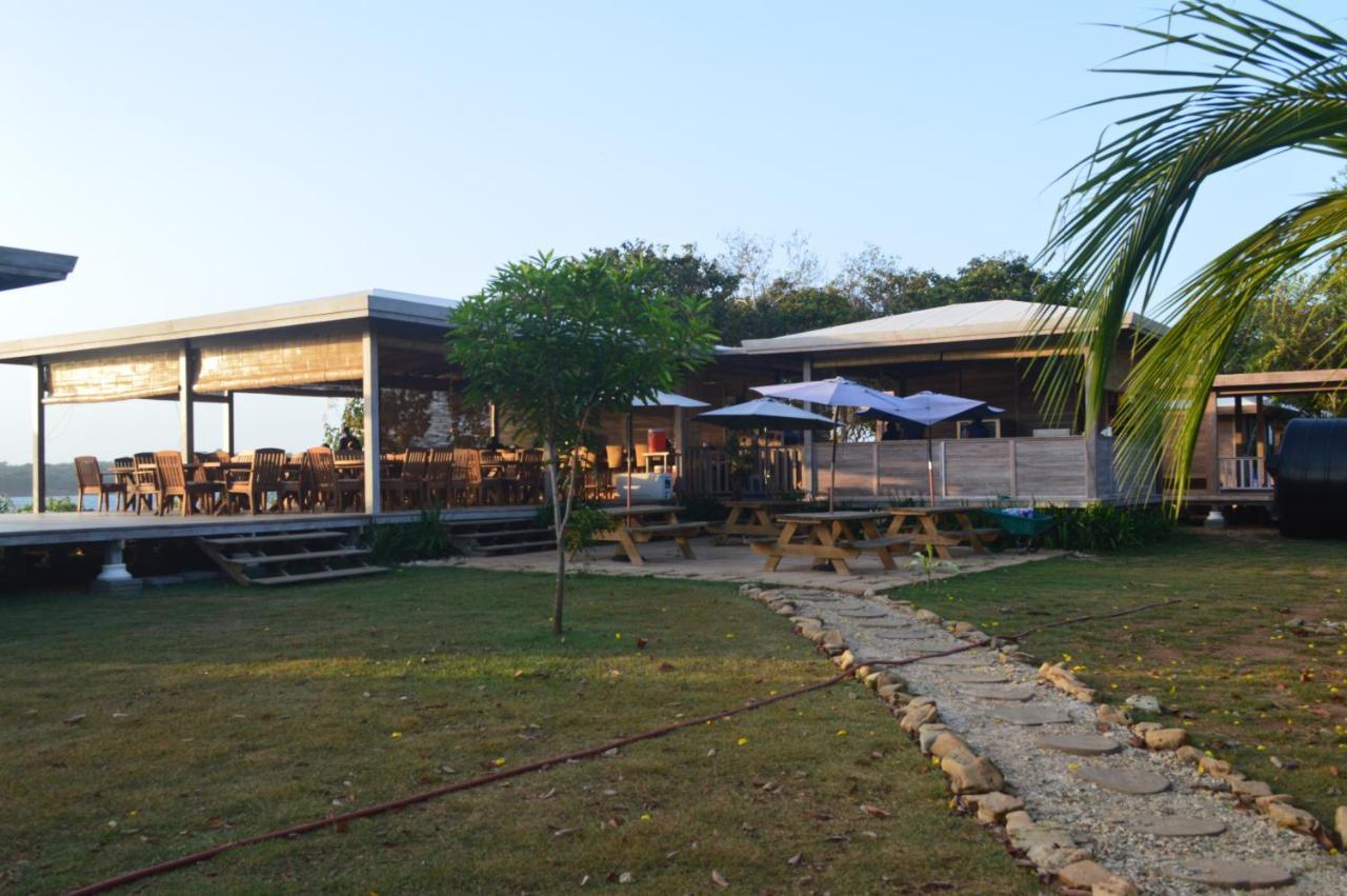 Sonny Island Resort Cabanas Frente Al Mar Punta Bajo Rico Eksteriør billede