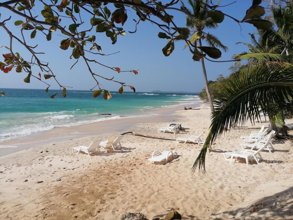 Sonny Island Resort Cabanas Frente Al Mar Punta Bajo Rico Eksteriør billede